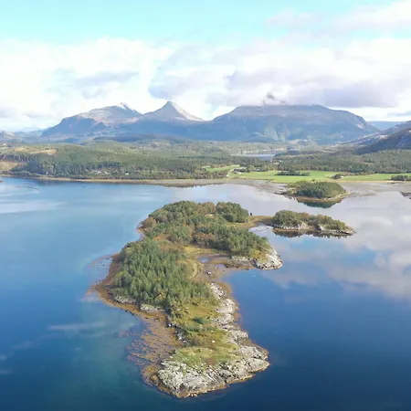 Holiday home Fjord Island Retreat: Private Norwegian Getaway For 40
