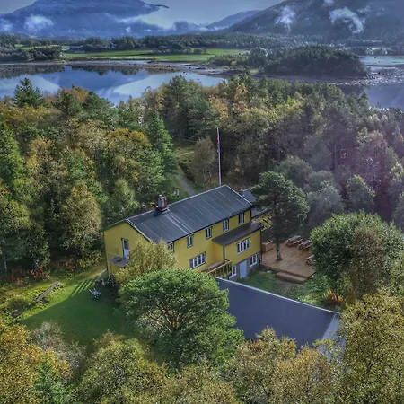 Fjord Island Retreat: Private Norwegian Getaway For 40 Holiday home